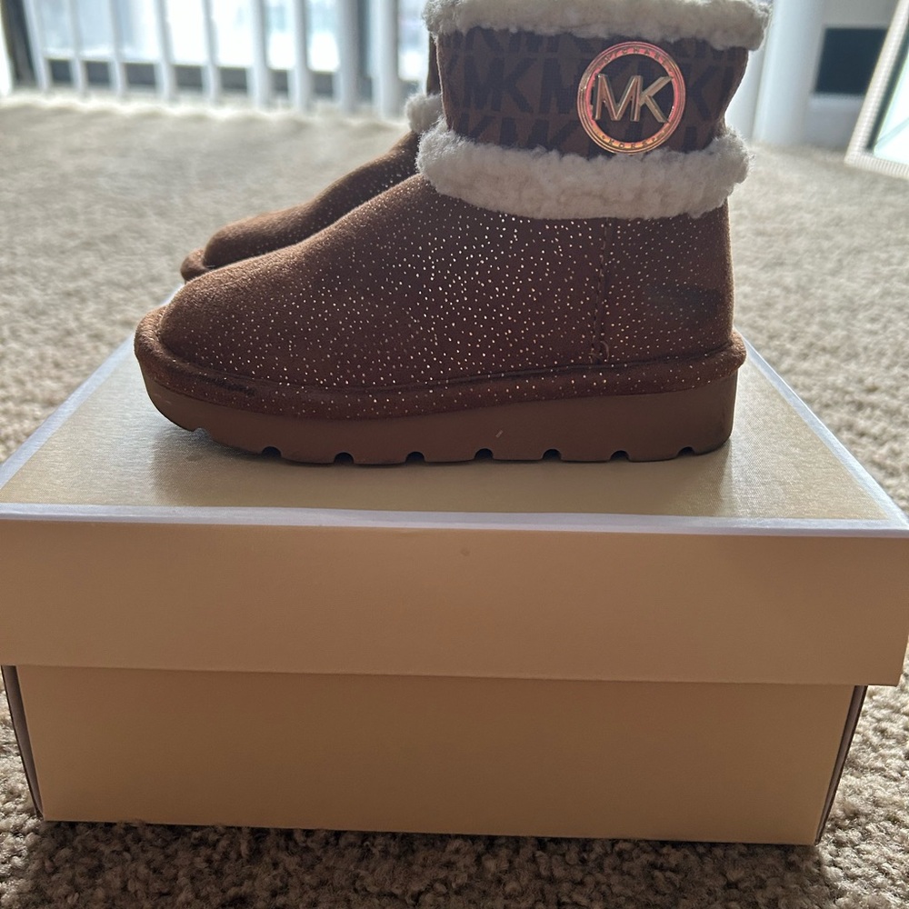 Michael Kors Tan Suede Boots with White Trim